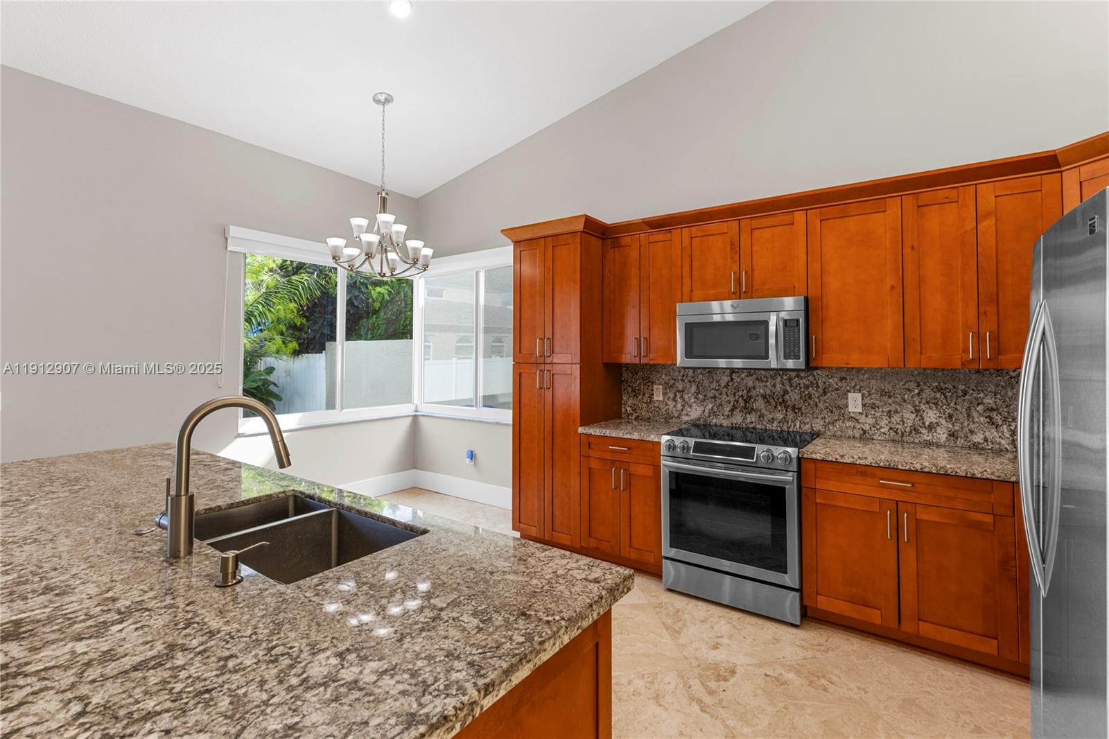 TOWNGATE - Residential Lease