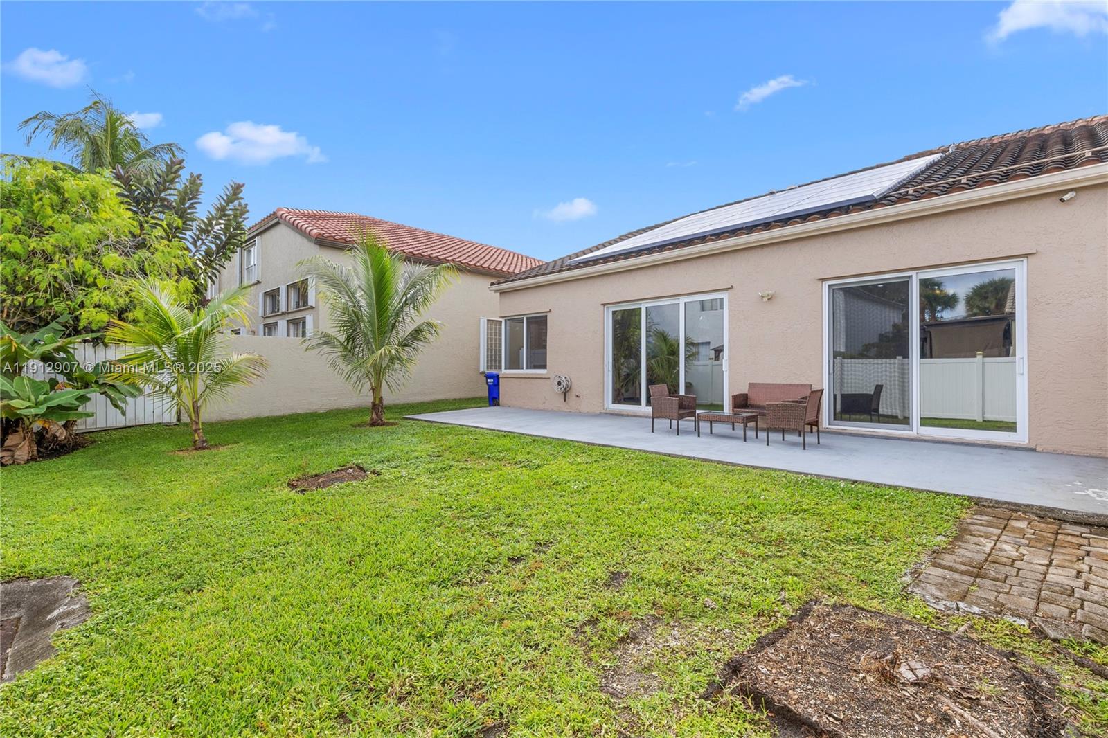 TOWNGATE - Residential Lease