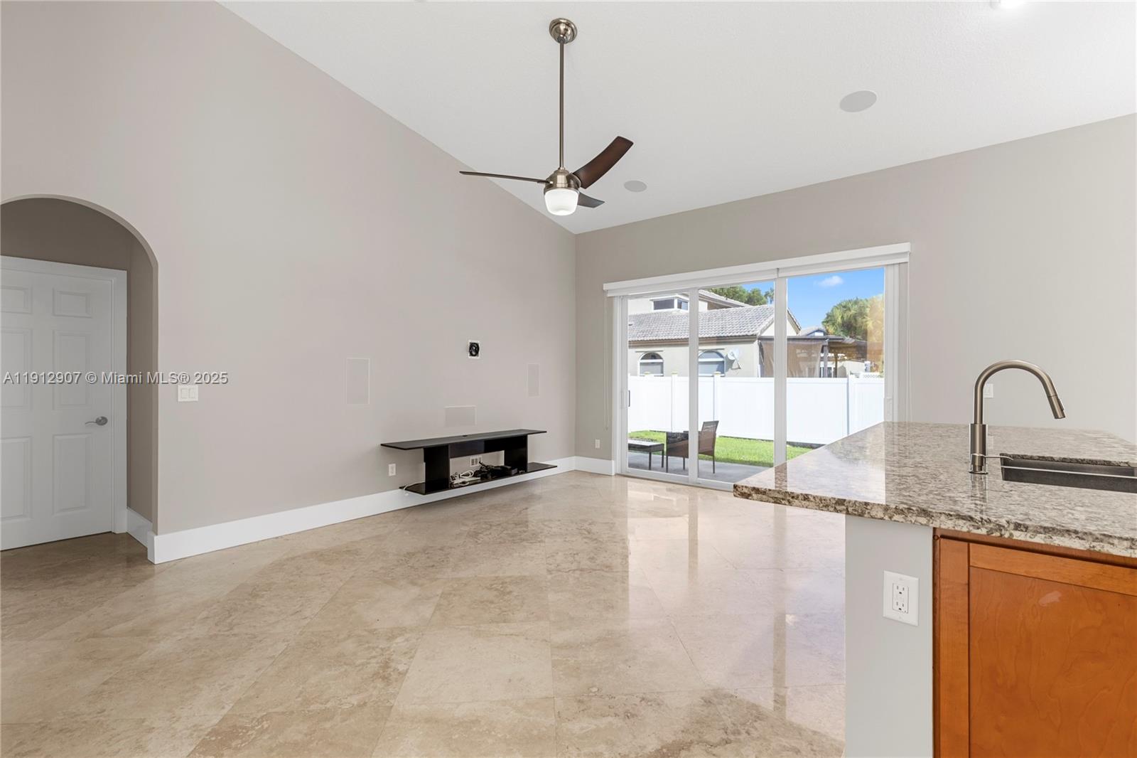 TOWNGATE - Residential Lease