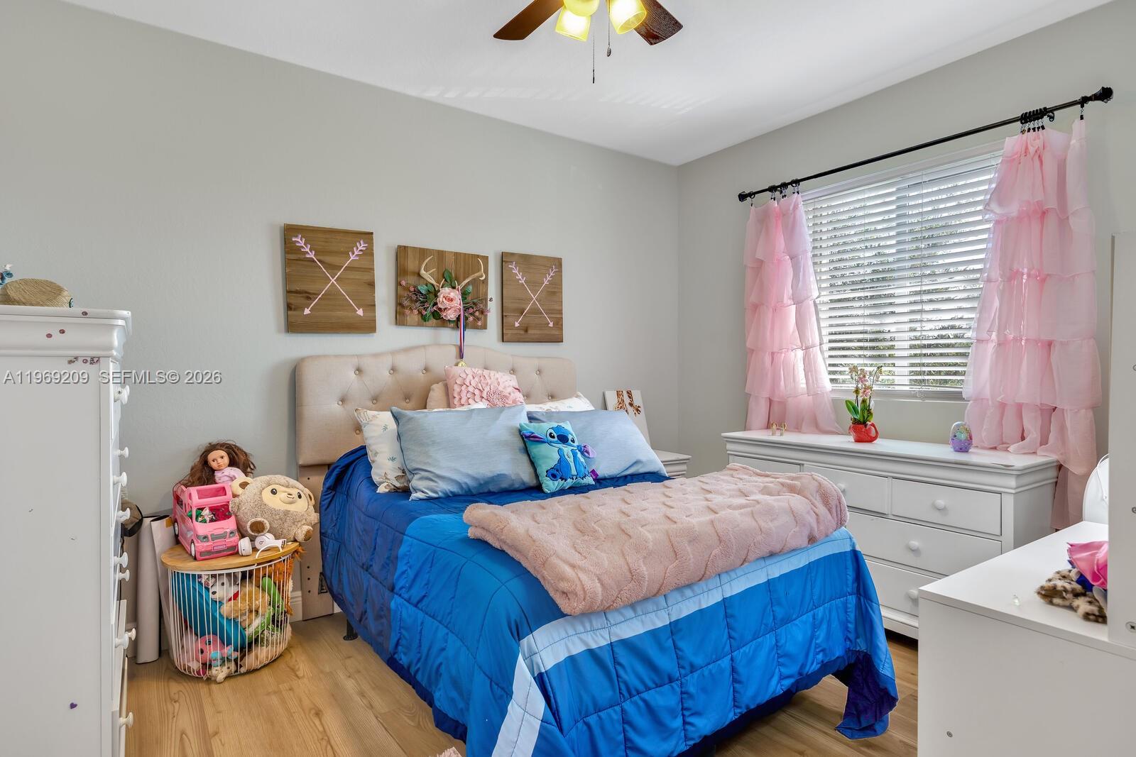 REDLAND REEF - Residential