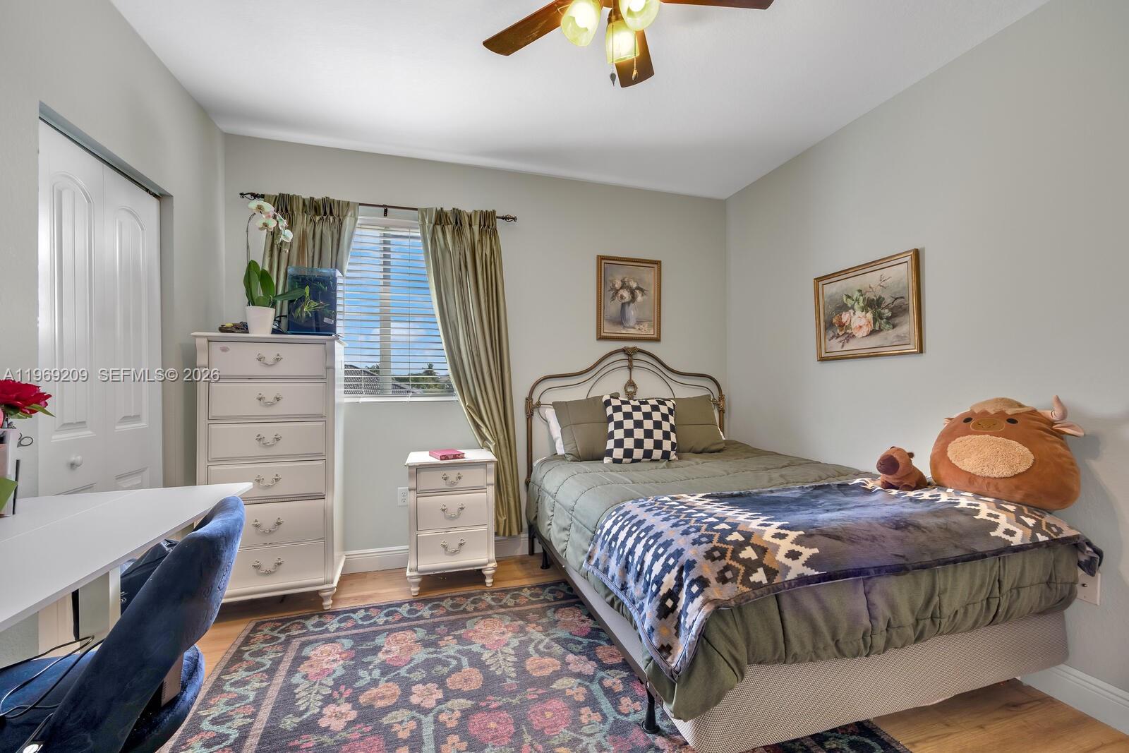 REDLAND REEF - Residential