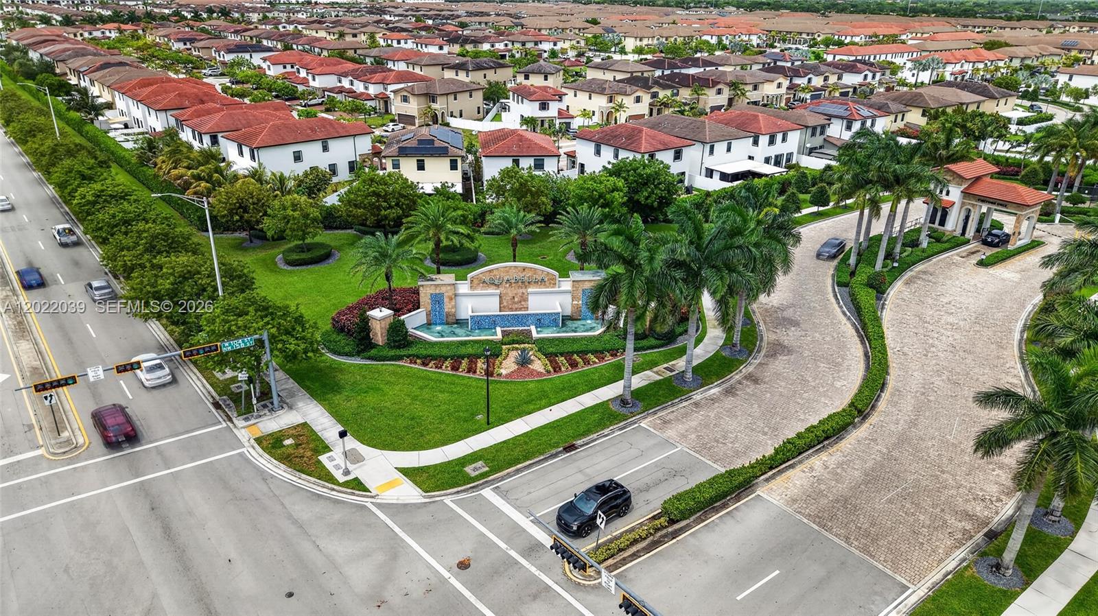 AQUABELLA - Residential