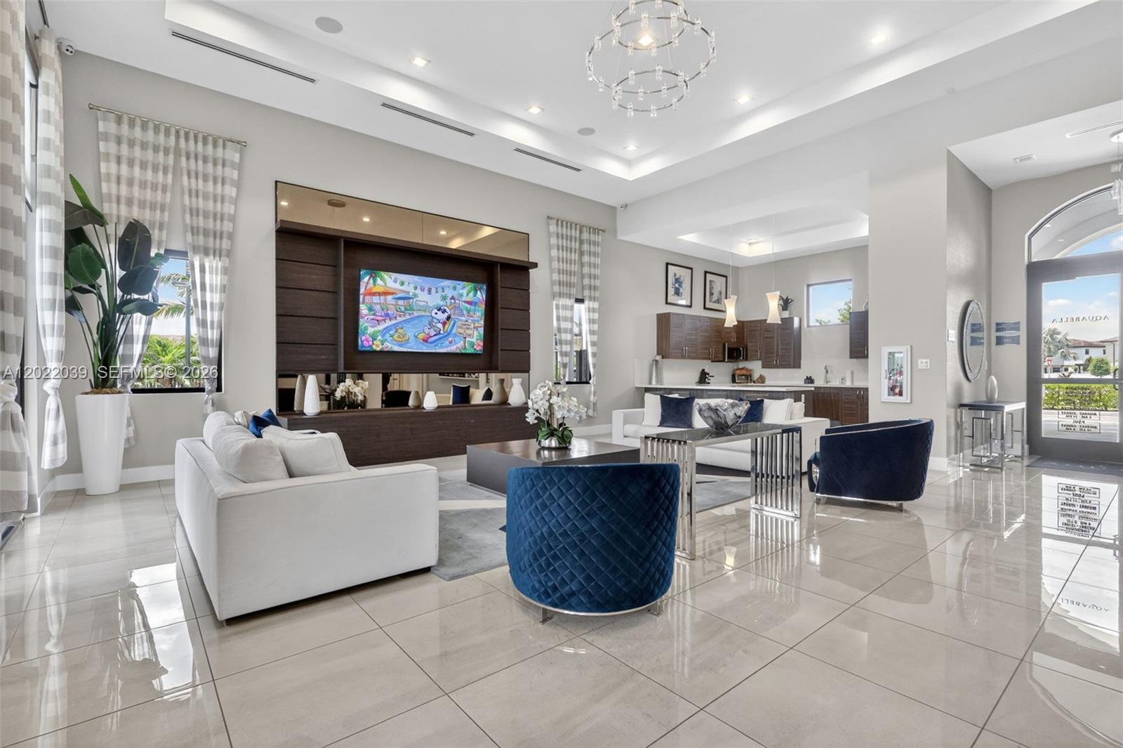 AQUABELLA - Residential
