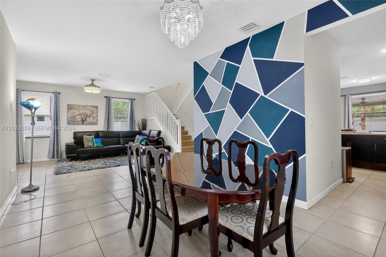 AQUABELLA - Residential