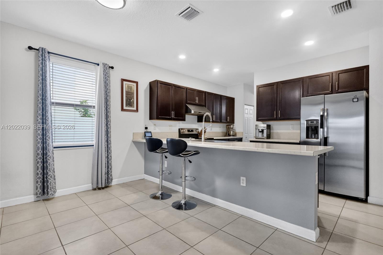 AQUABELLA - Residential