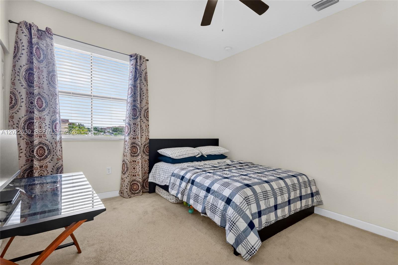 AQUABELLA - Residential
