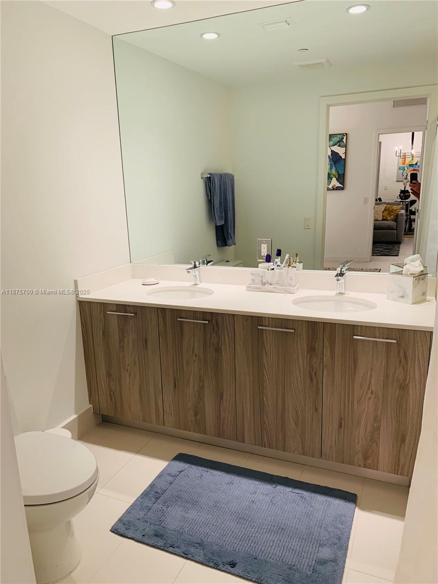 PARAISO BAYVIEWS CONDO - Residential Lease