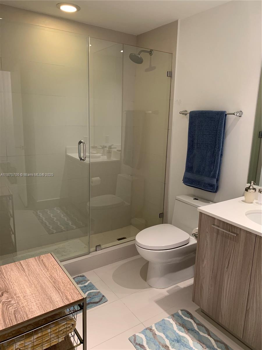 PARAISO BAYVIEWS CONDO - Residential Lease