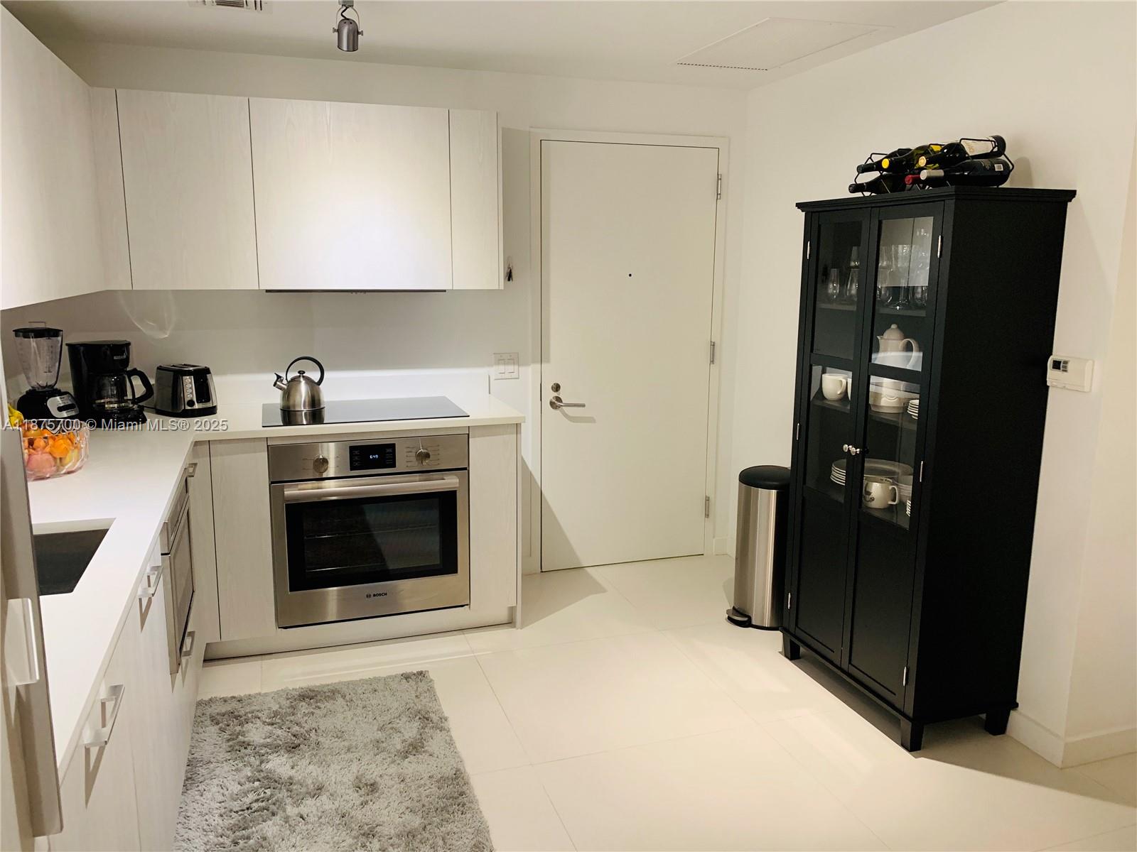 PARAISO BAYVIEWS CONDO - Residential Lease