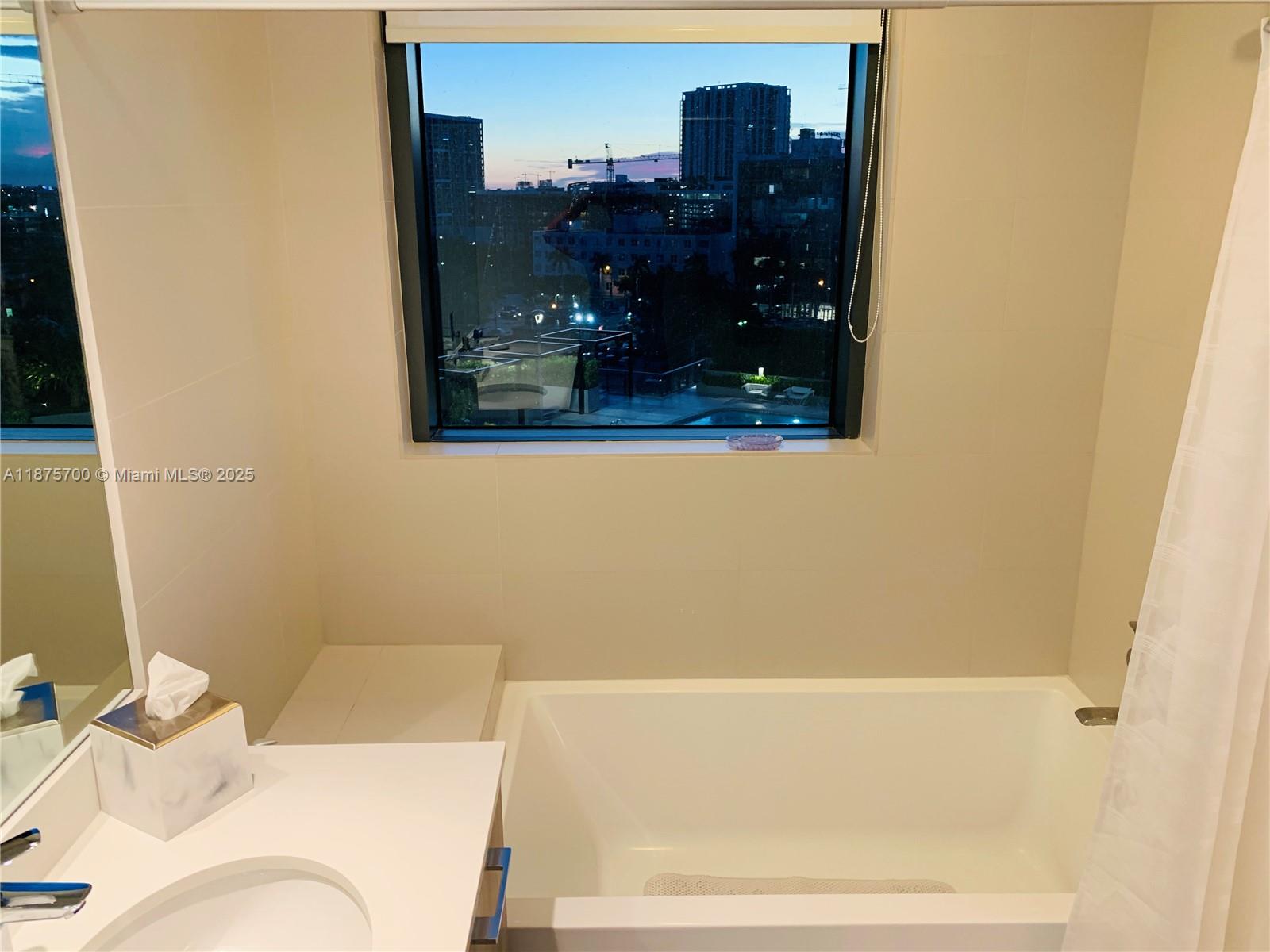 PARAISO BAYVIEWS CONDO - Residential Lease