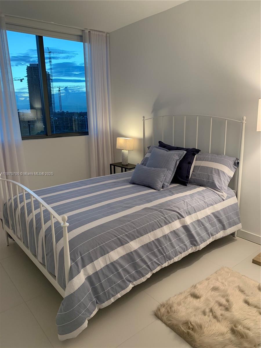 PARAISO BAYVIEWS CONDO - Residential Lease