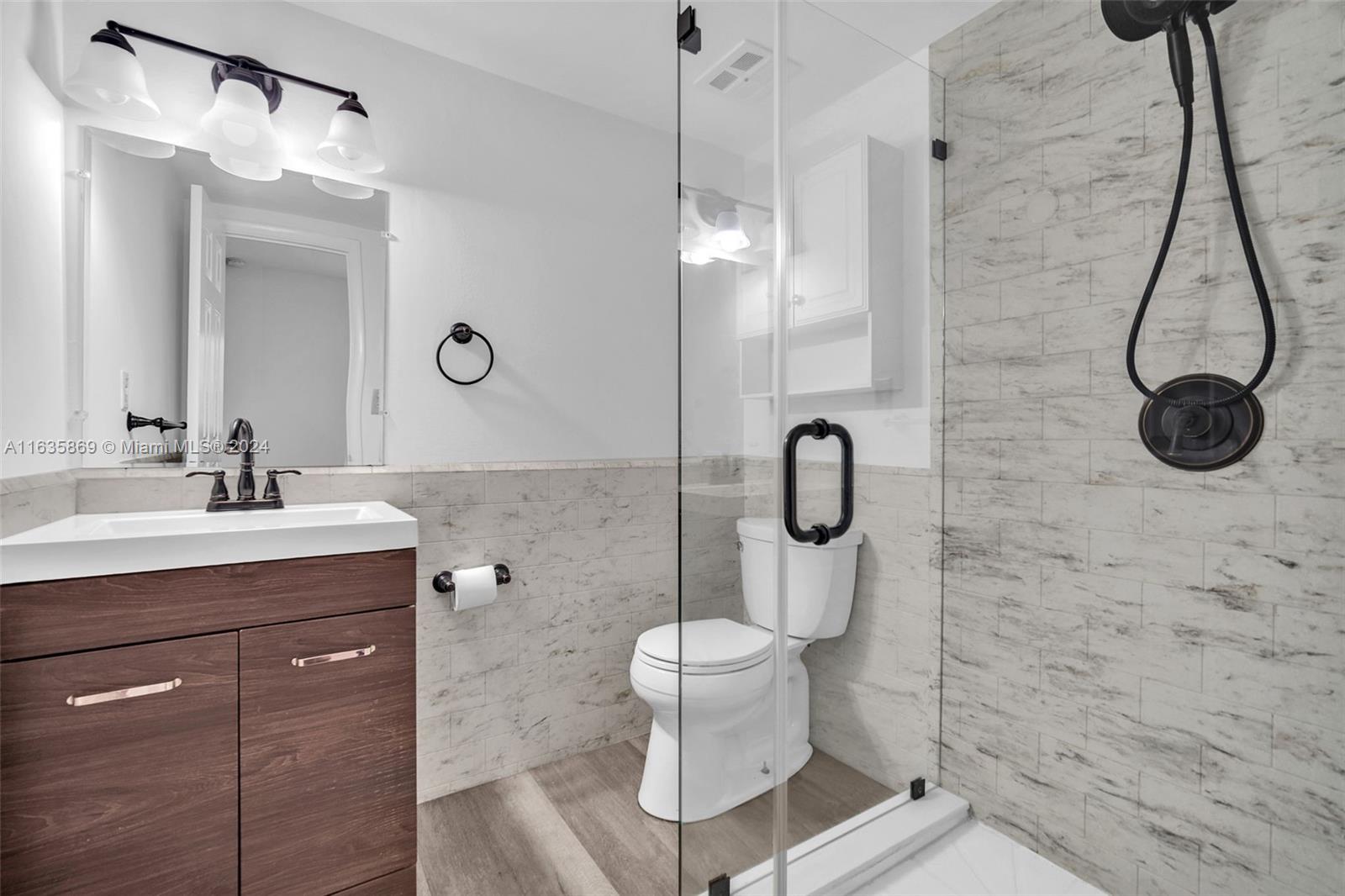 LUNA AT HOLLYWOOD CONDO I - Residential