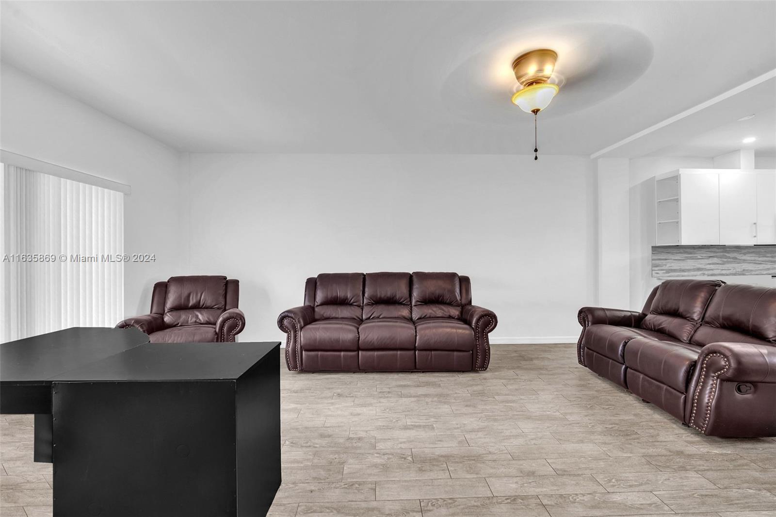 LUNA AT HOLLYWOOD CONDO I - Residential