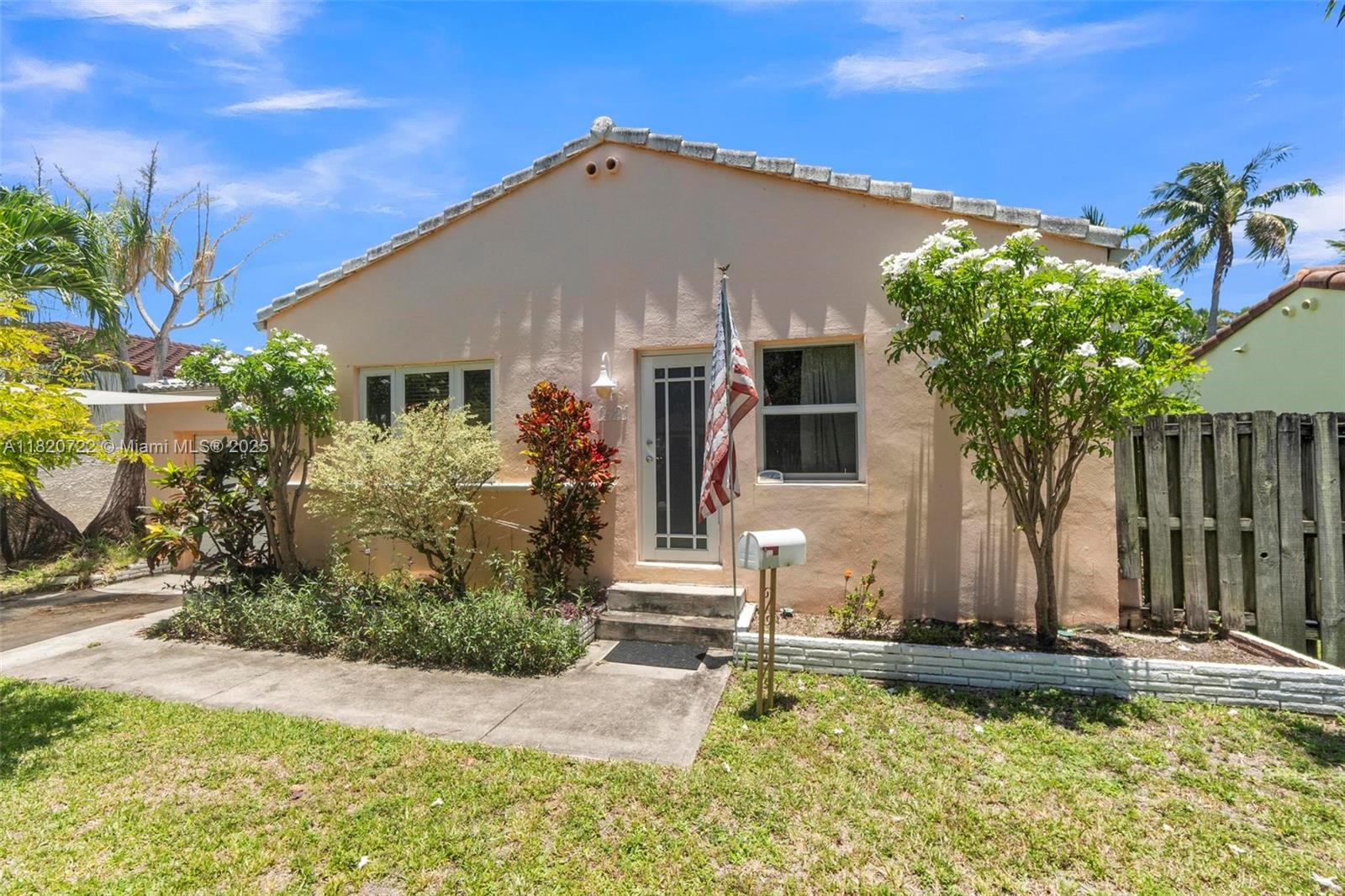 Property for Sale at 1521 Funston St, Hollywood, Broward County, Florida - Bedrooms: 2 
Bathrooms: 1  - $525,000