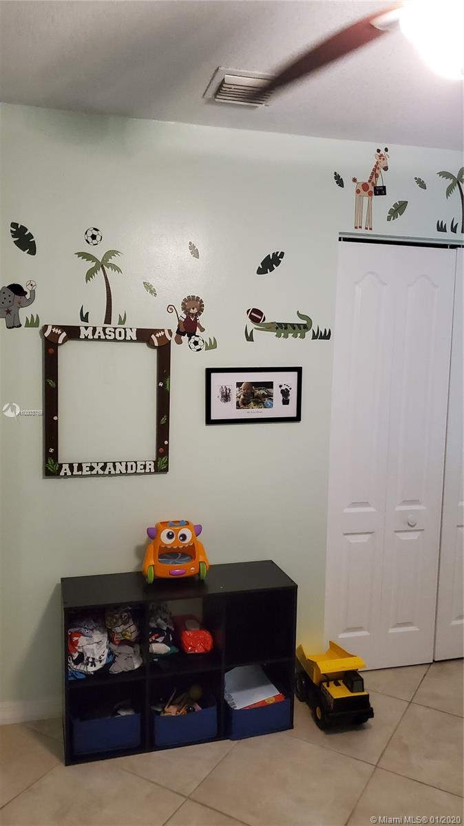 FOREST LAKES TOWNHOMES - Residential