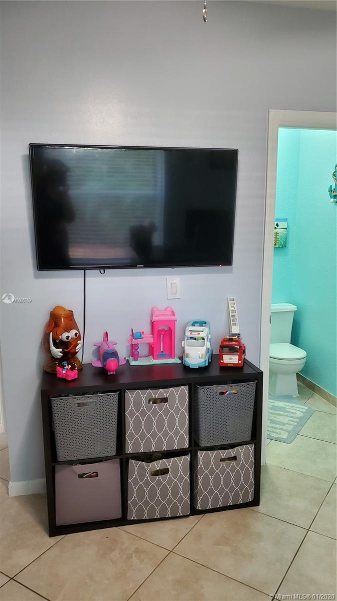 FOREST LAKES TOWNHOMES - Residential