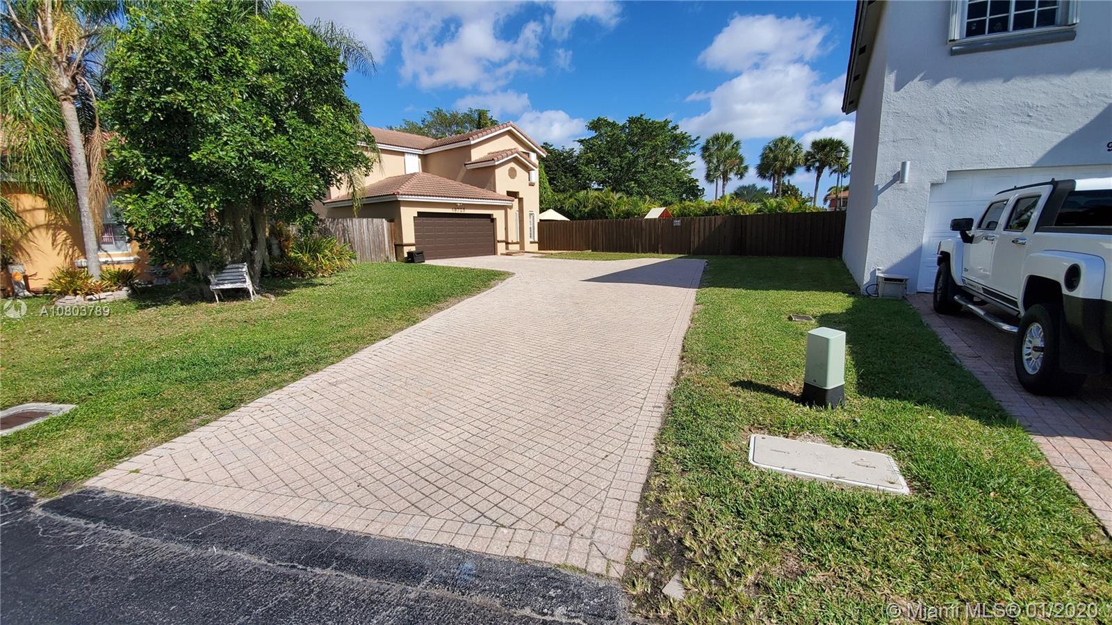 FOREST LAKES TOWNHOMES - Residential