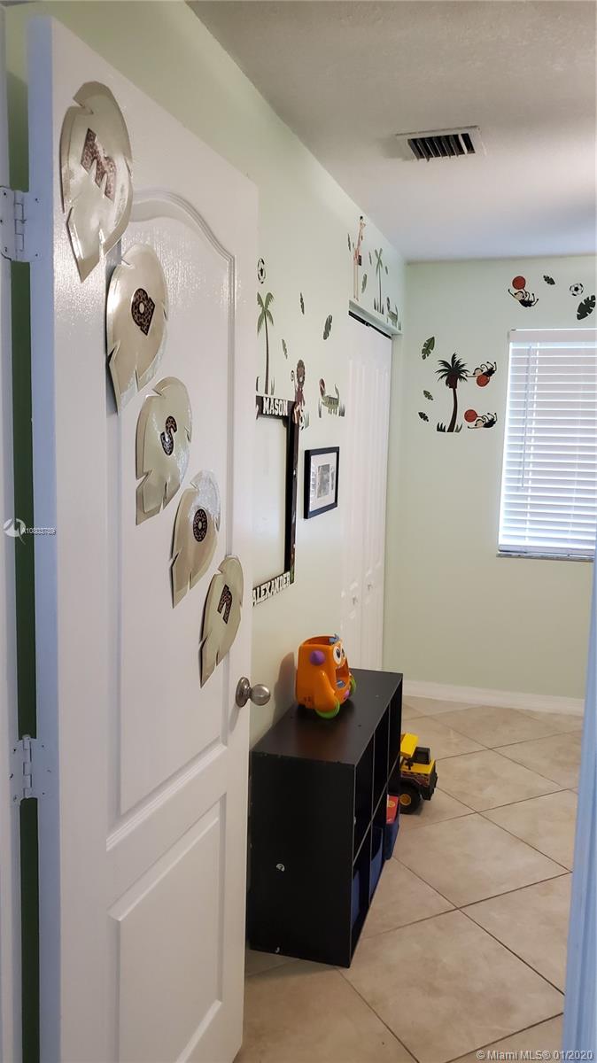 FOREST LAKES TOWNHOMES - Residential