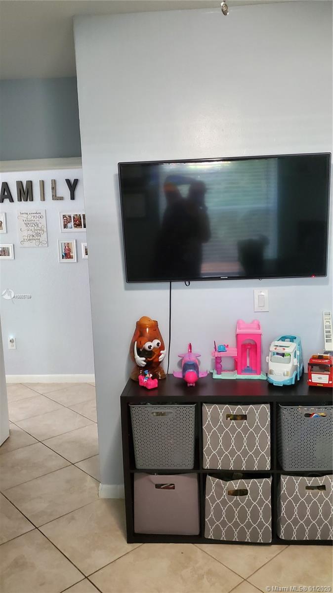 FOREST LAKES TOWNHOMES - Residential