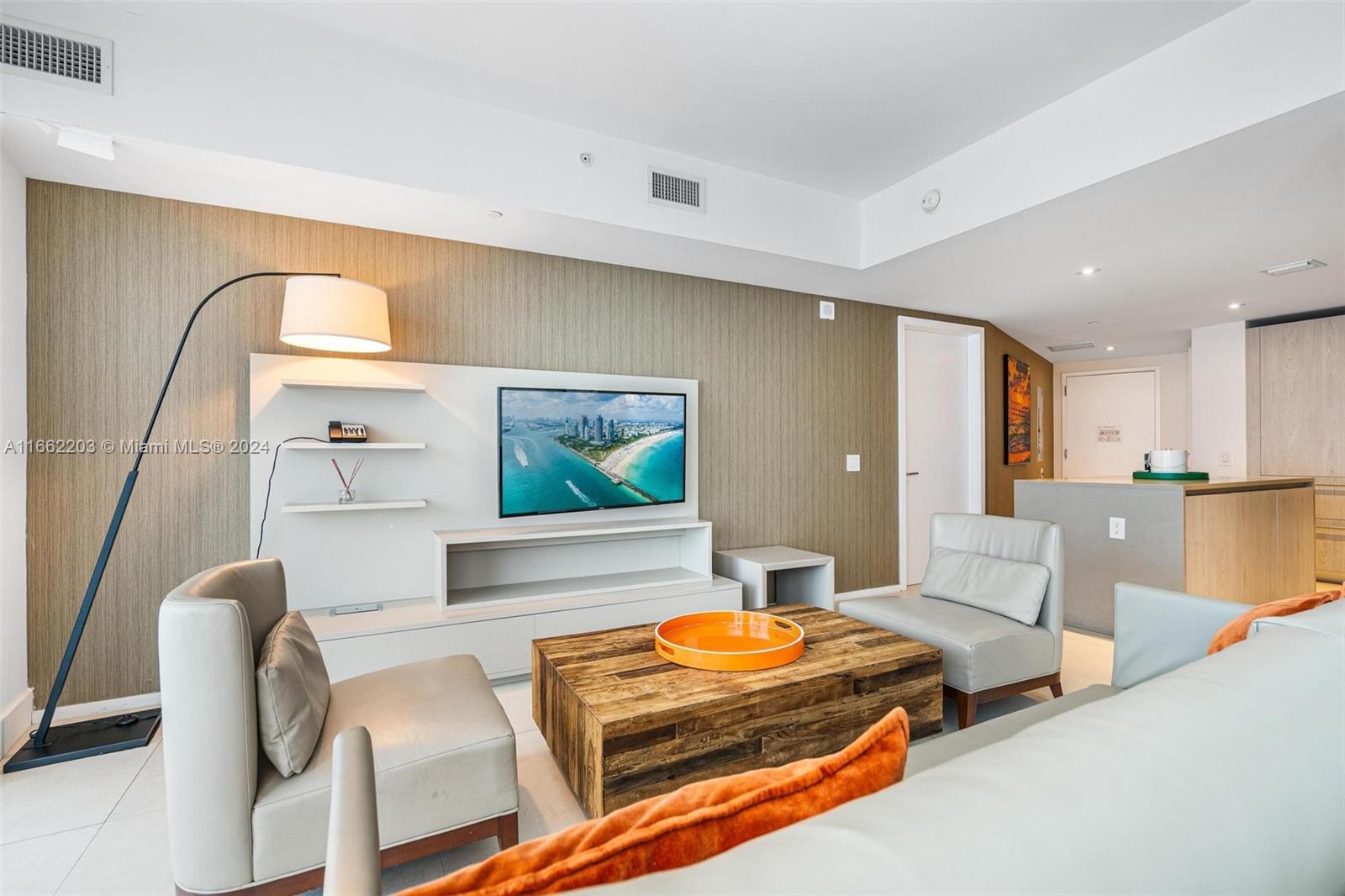 4111 SOUTH OCEAN DRIVE CO - Residential
