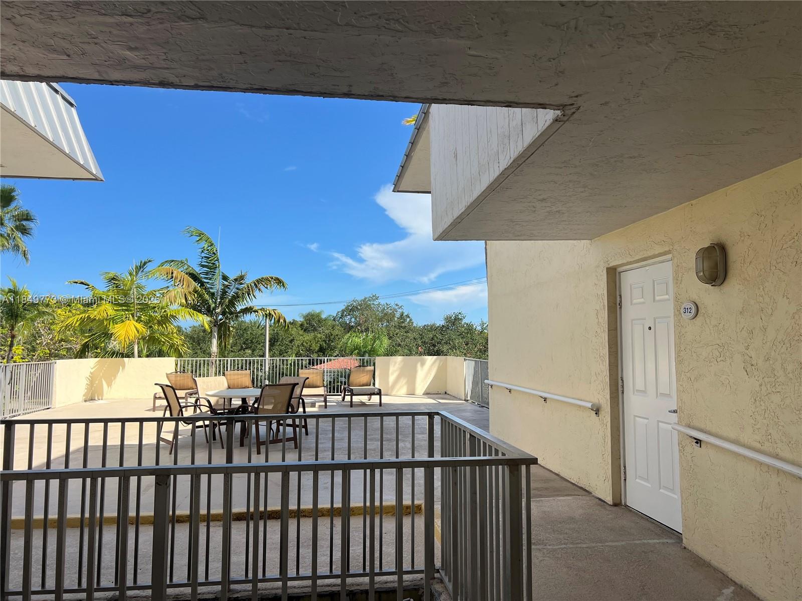 PALMS OF PINECREST CONDO - Residential Lease