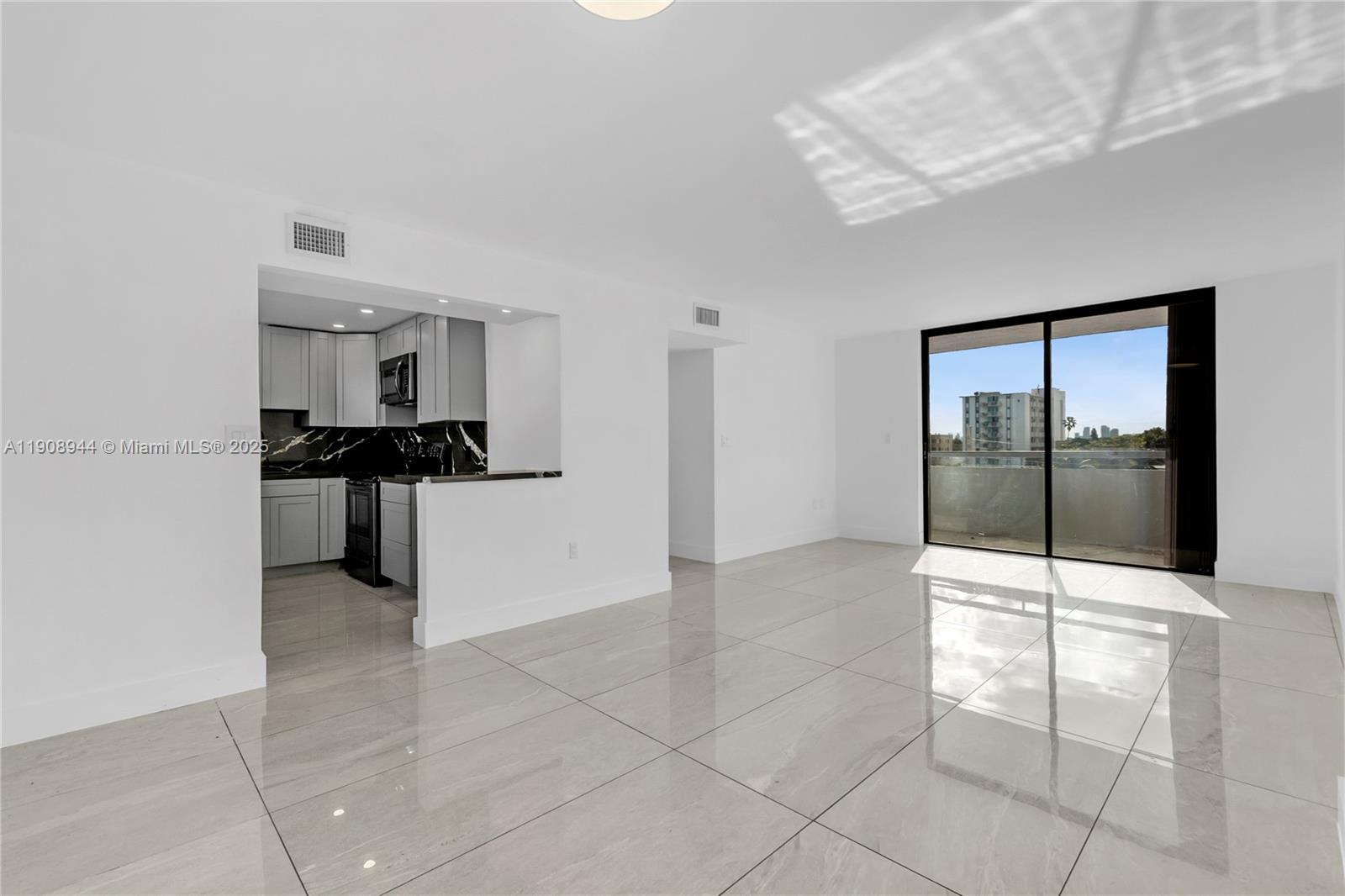 PARKVIEW PLAZA CONDO - Residential Lease