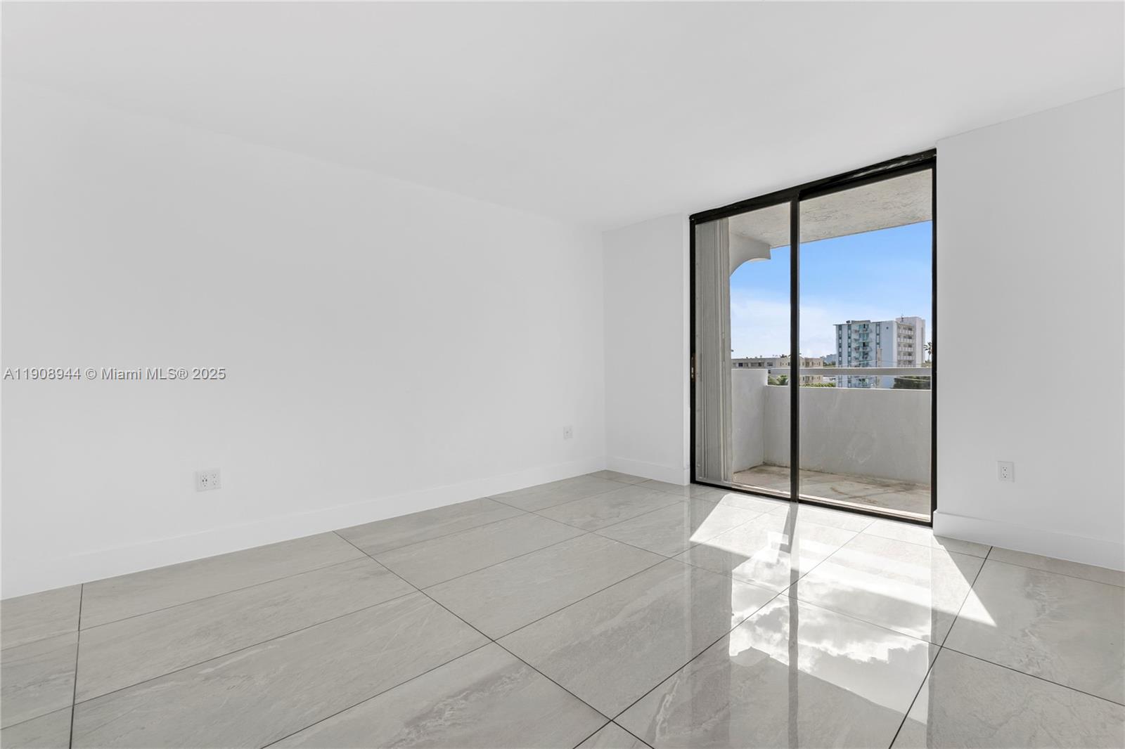 PARKVIEW PLAZA CONDO - Residential Lease