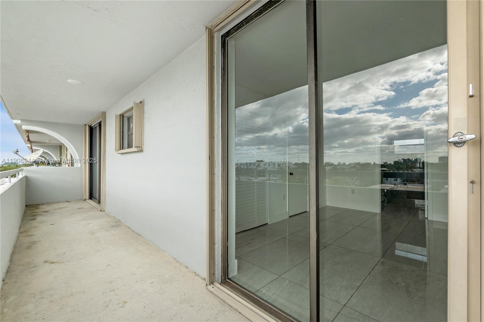 PARKVIEW PLAZA CONDO - Residential Lease