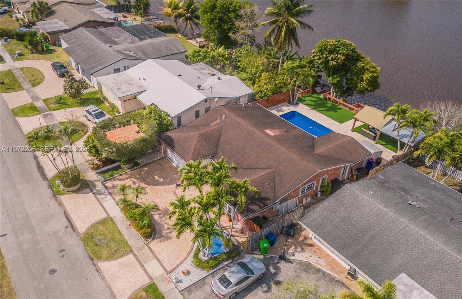 SUNRISE GOLF VILLAGE SEC - Residential