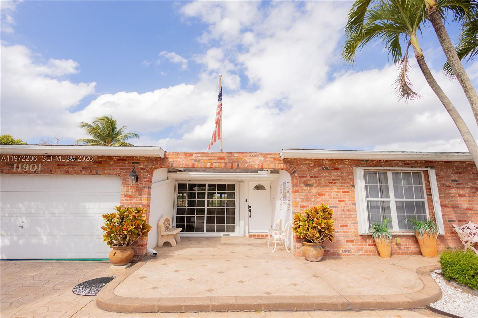 SUNRISE GOLF VILLAGE SEC - Residential