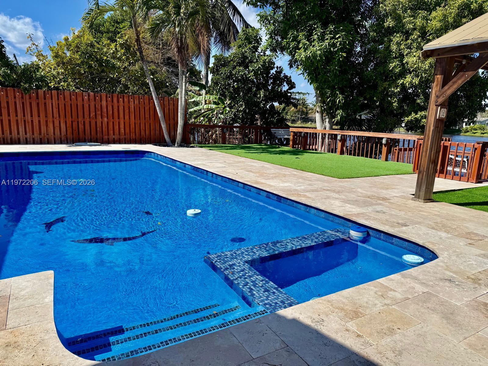 SUNRISE GOLF VILLAGE SEC - Residential