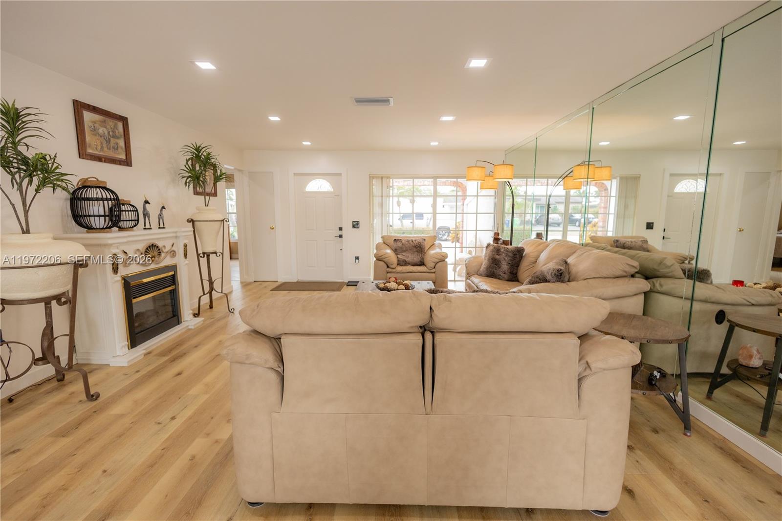 SUNRISE GOLF VILLAGE SEC - Residential