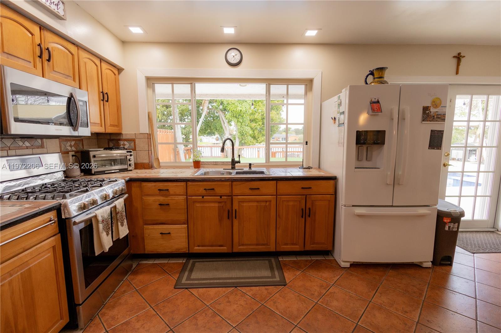 SUNRISE GOLF VILLAGE SEC - Residential