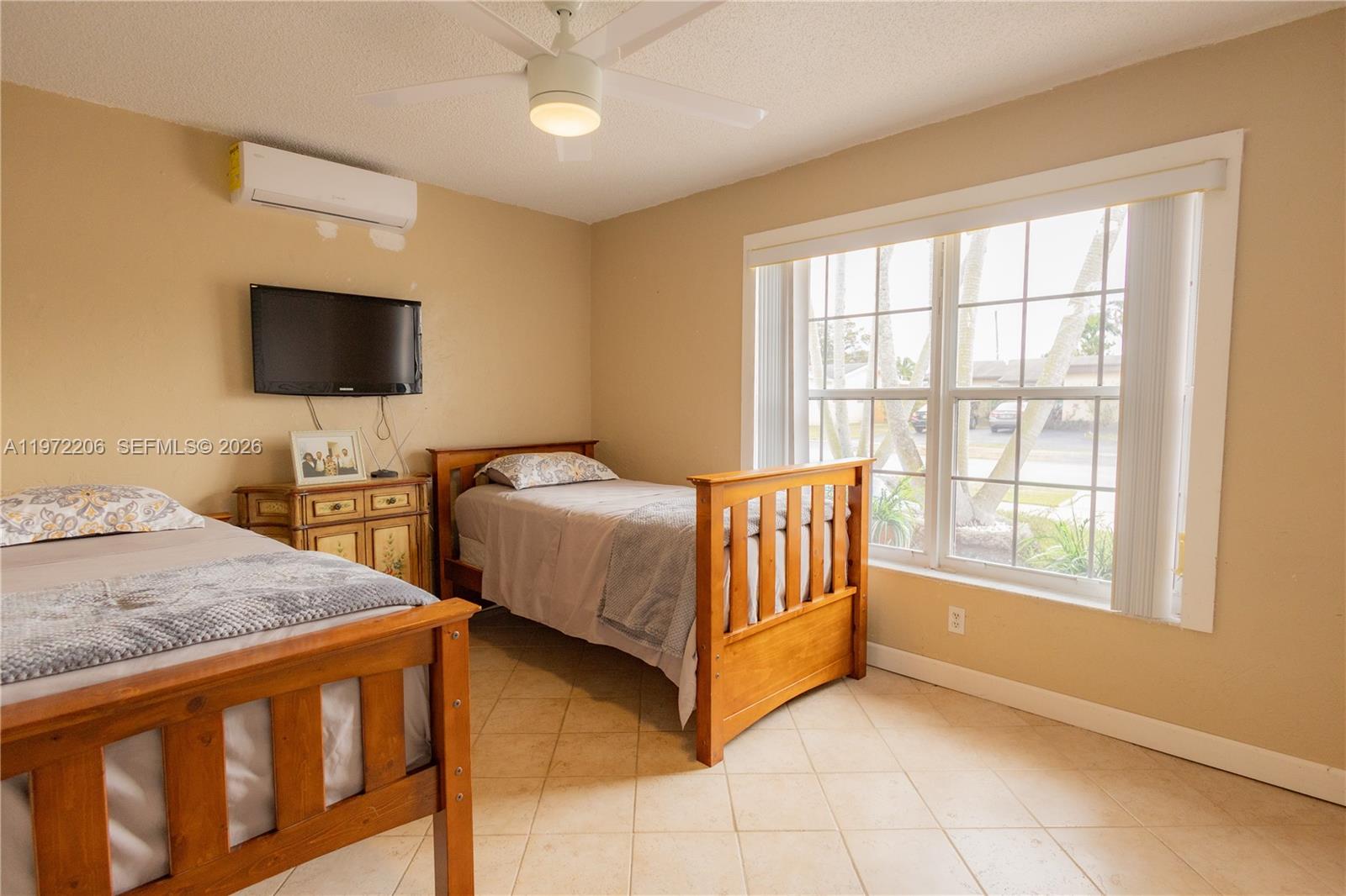 SUNRISE GOLF VILLAGE SEC - Residential