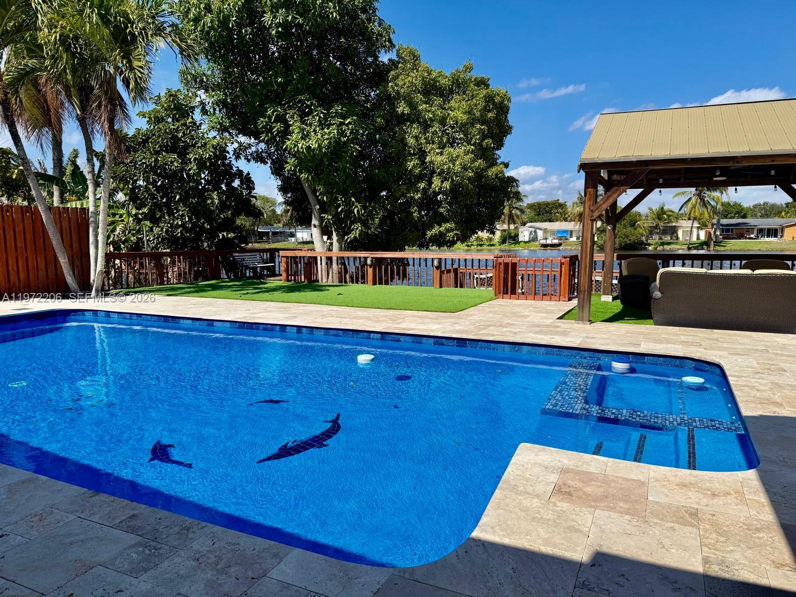 SUNRISE GOLF VILLAGE SEC - Residential