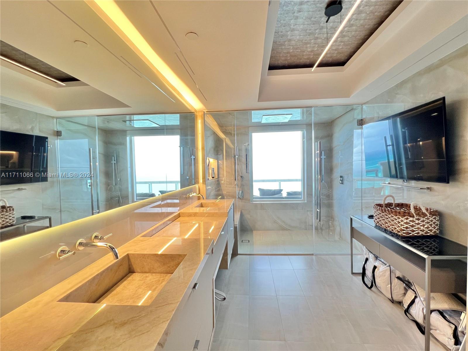 ACQUALINA OCEAN RESIDENCE - Residential