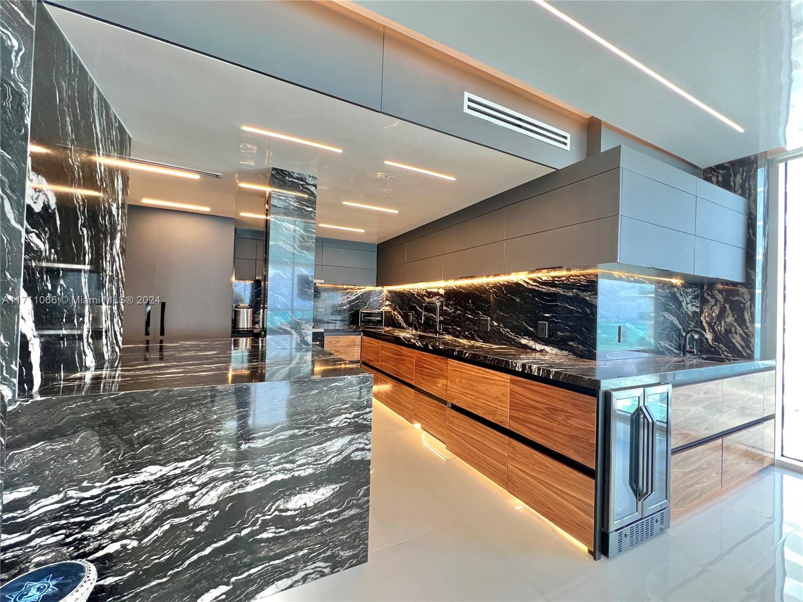 ACQUALINA OCEAN RESIDENCE - Residential