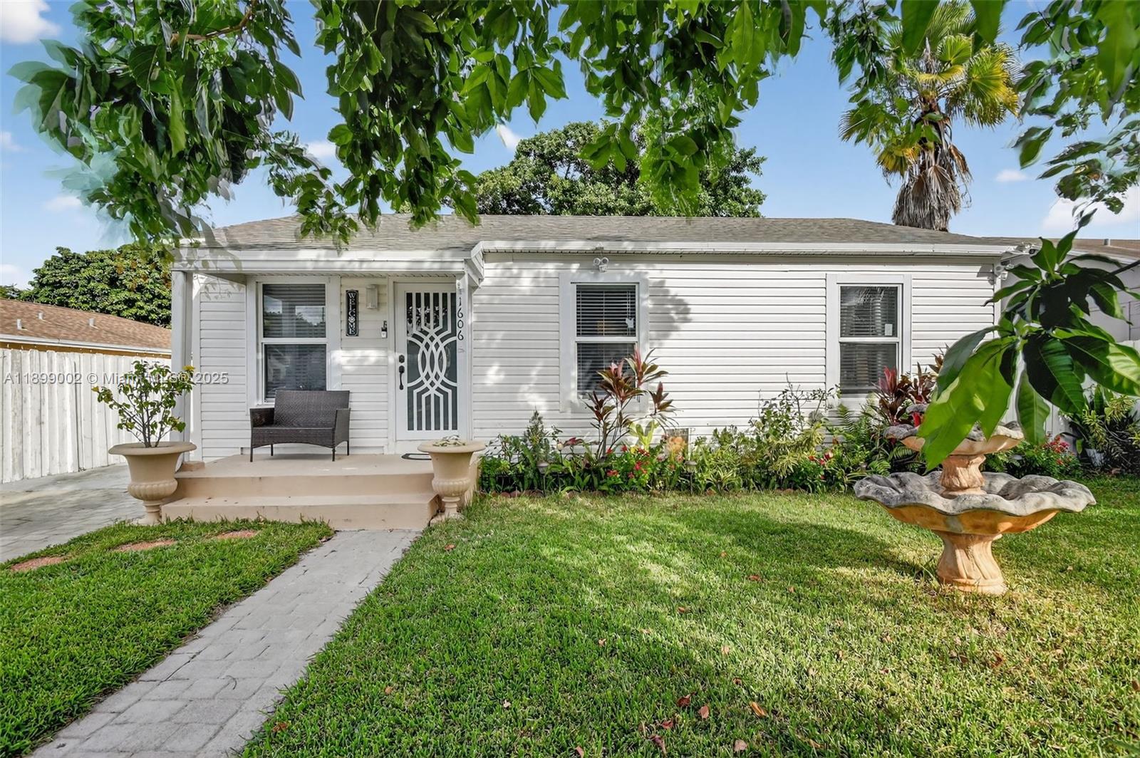LAKE WORTH HEIGHTS - Residential