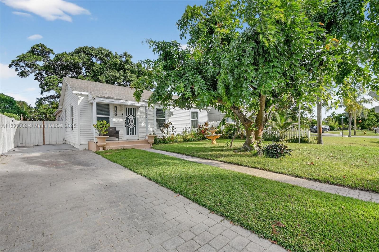 LAKE WORTH HEIGHTS - Residential