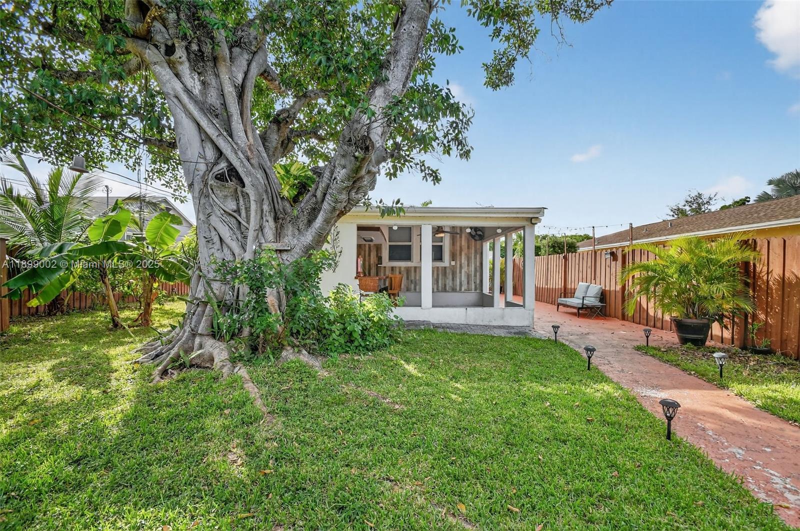 LAKE WORTH HEIGHTS - Residential