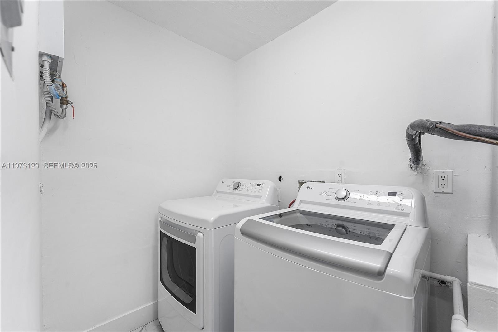 WOODLANDS OF DEER CREEK - Residential