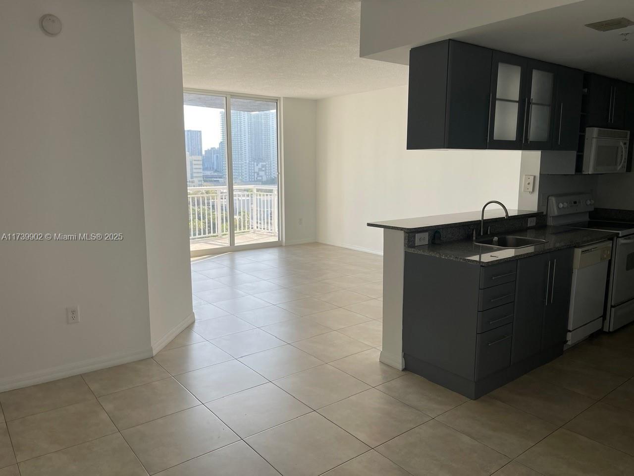Rental Property at 275 Ne 18th St 1106, Miami, Broward County, Florida - Bedrooms: 1 
Bathrooms: 1  - $2,350 MO.