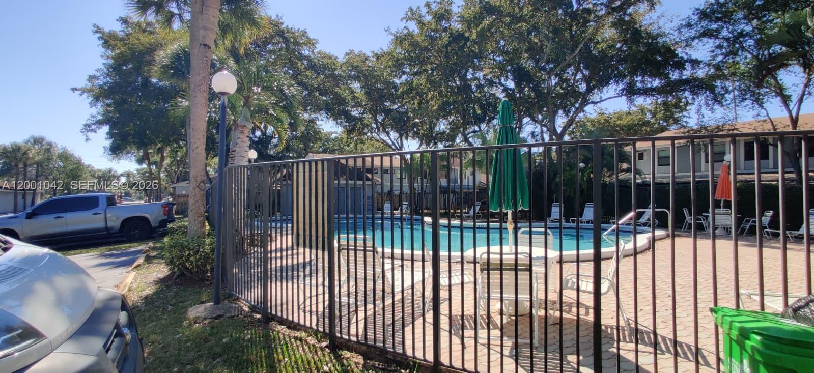 HEFTLER TOWNHOUSES AT RED - Residential