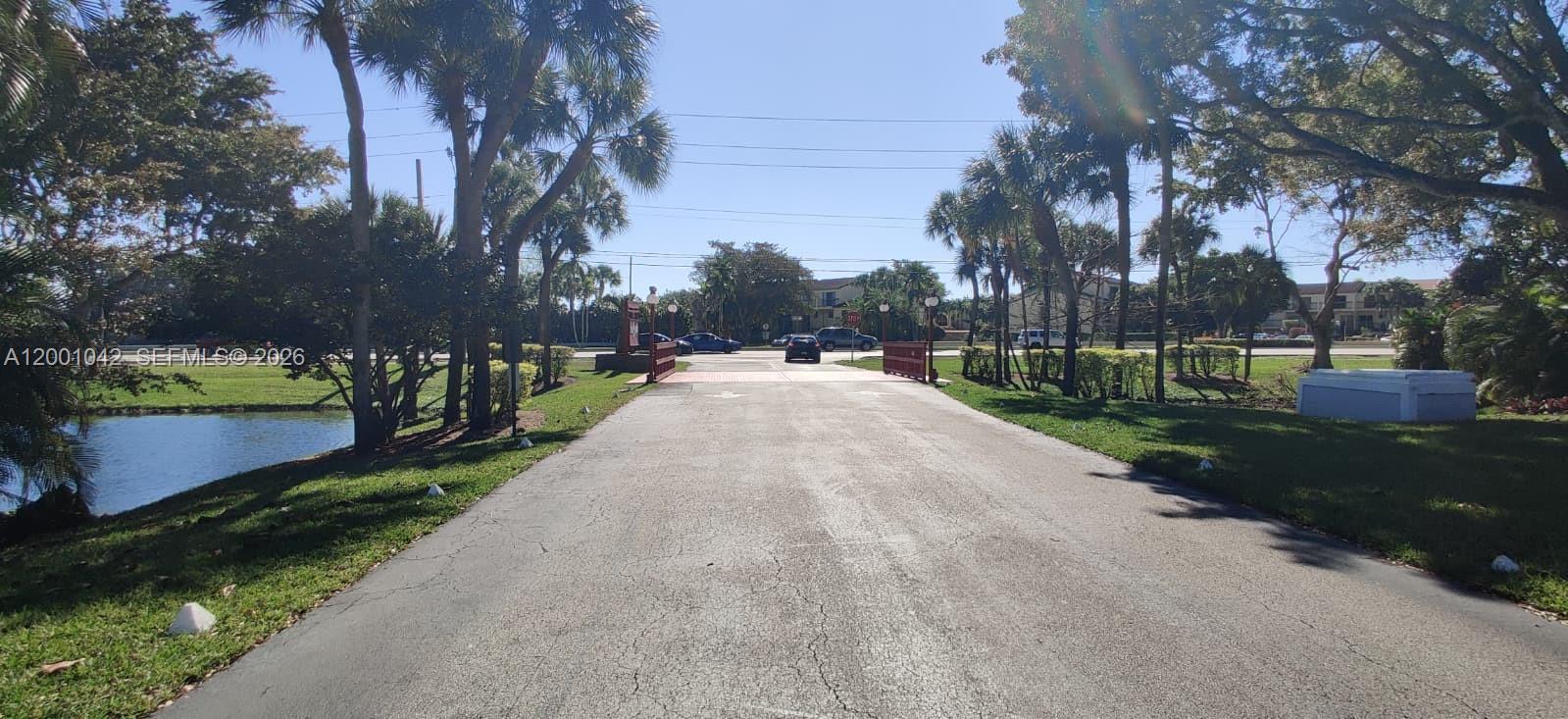 HEFTLER TOWNHOUSES AT RED - Residential
