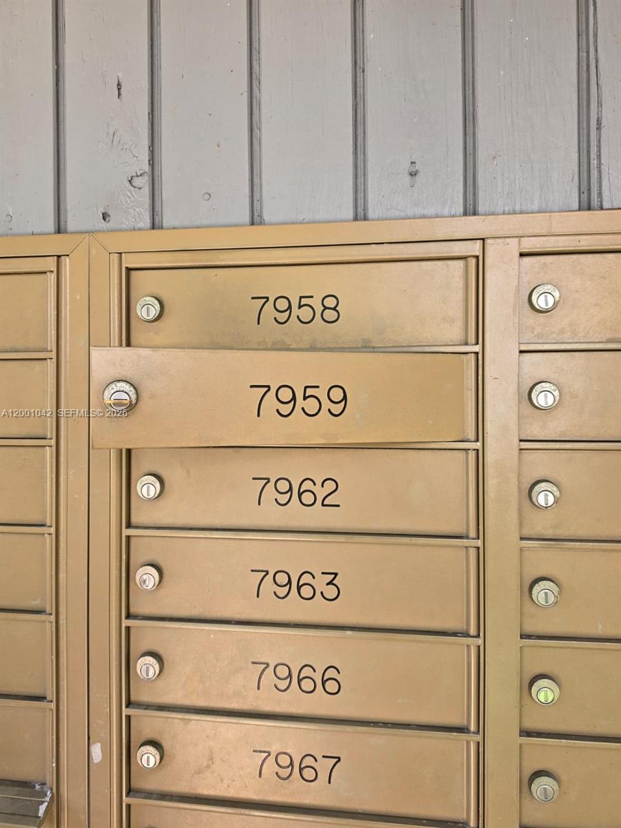 HEFTLER TOWNHOUSES AT RED - Residential