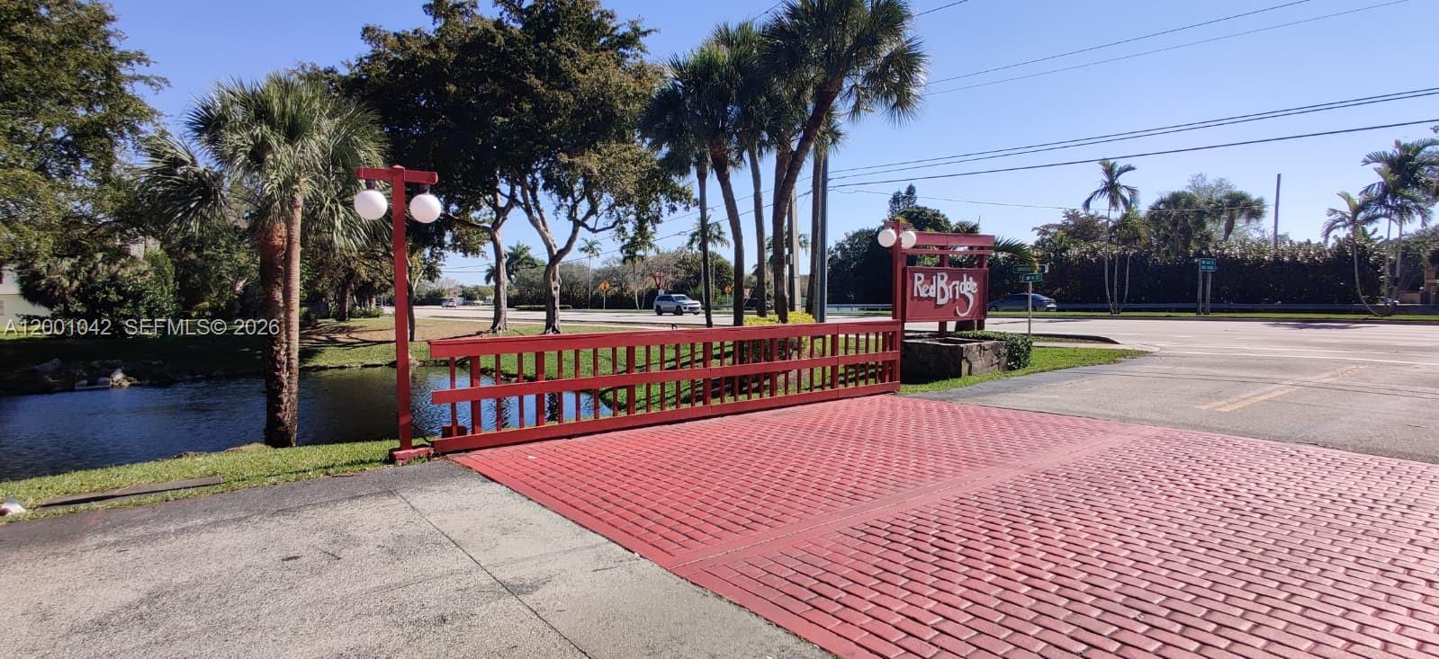 HEFTLER TOWNHOUSES AT RED - Residential