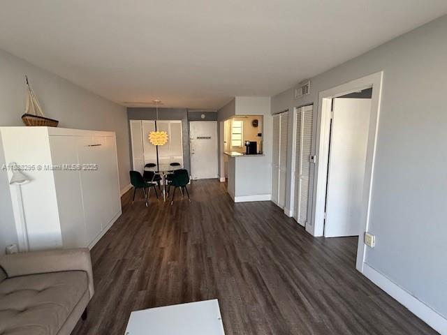 1615 Meridian Ave 303