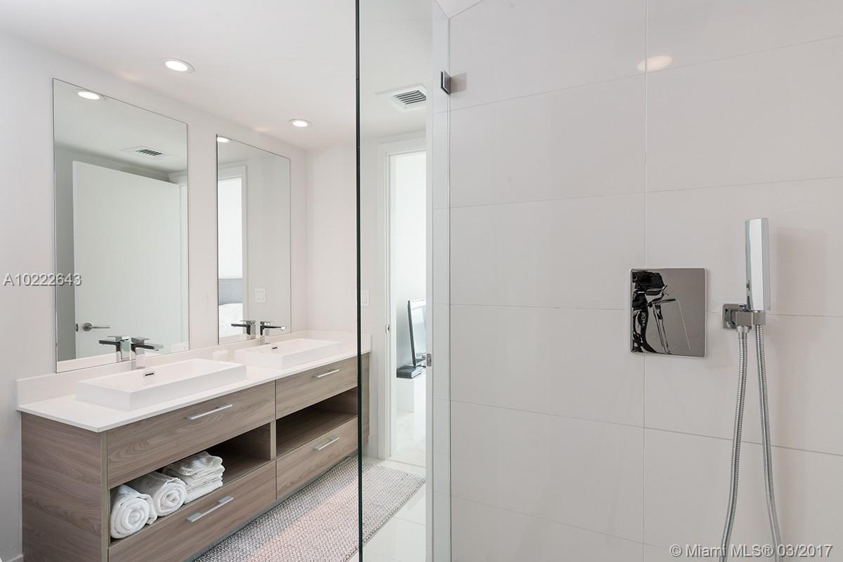 SLS BRICKELL - Residential Lease