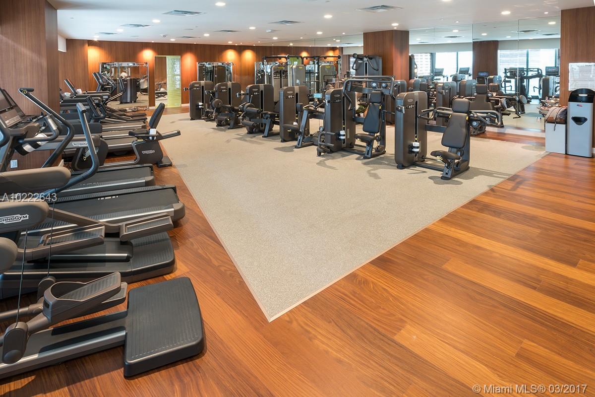 SLS BRICKELL - Residential Lease