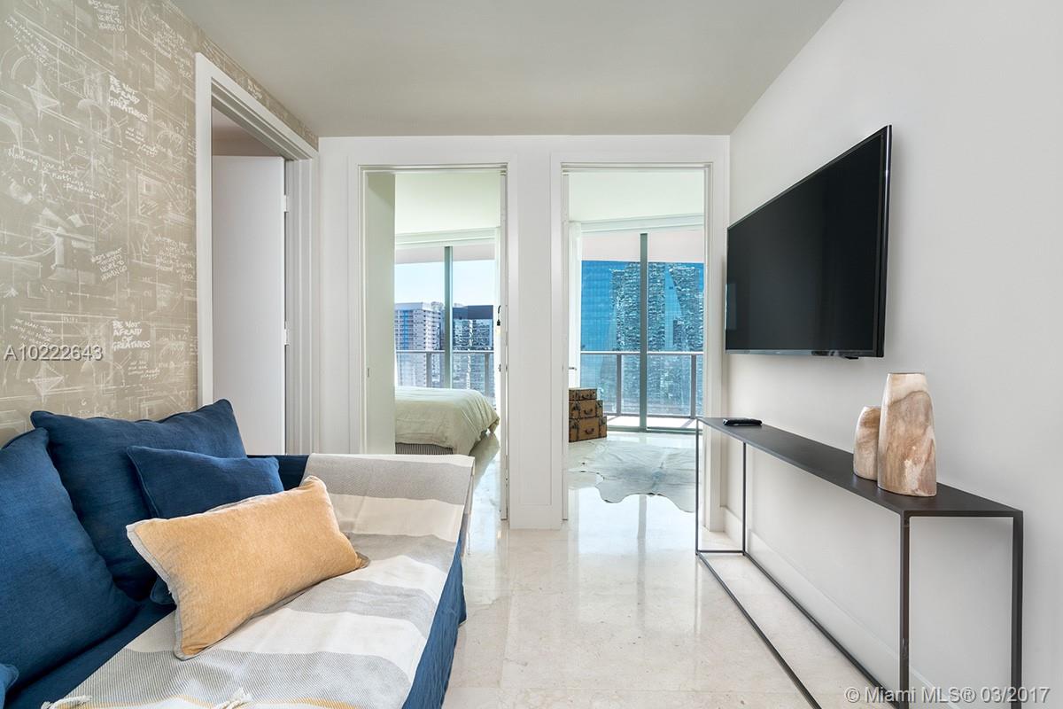 SLS BRICKELL - Residential Lease